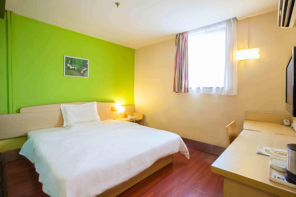 7Days Inn Haikou Hong Kong City Bagian luar foto