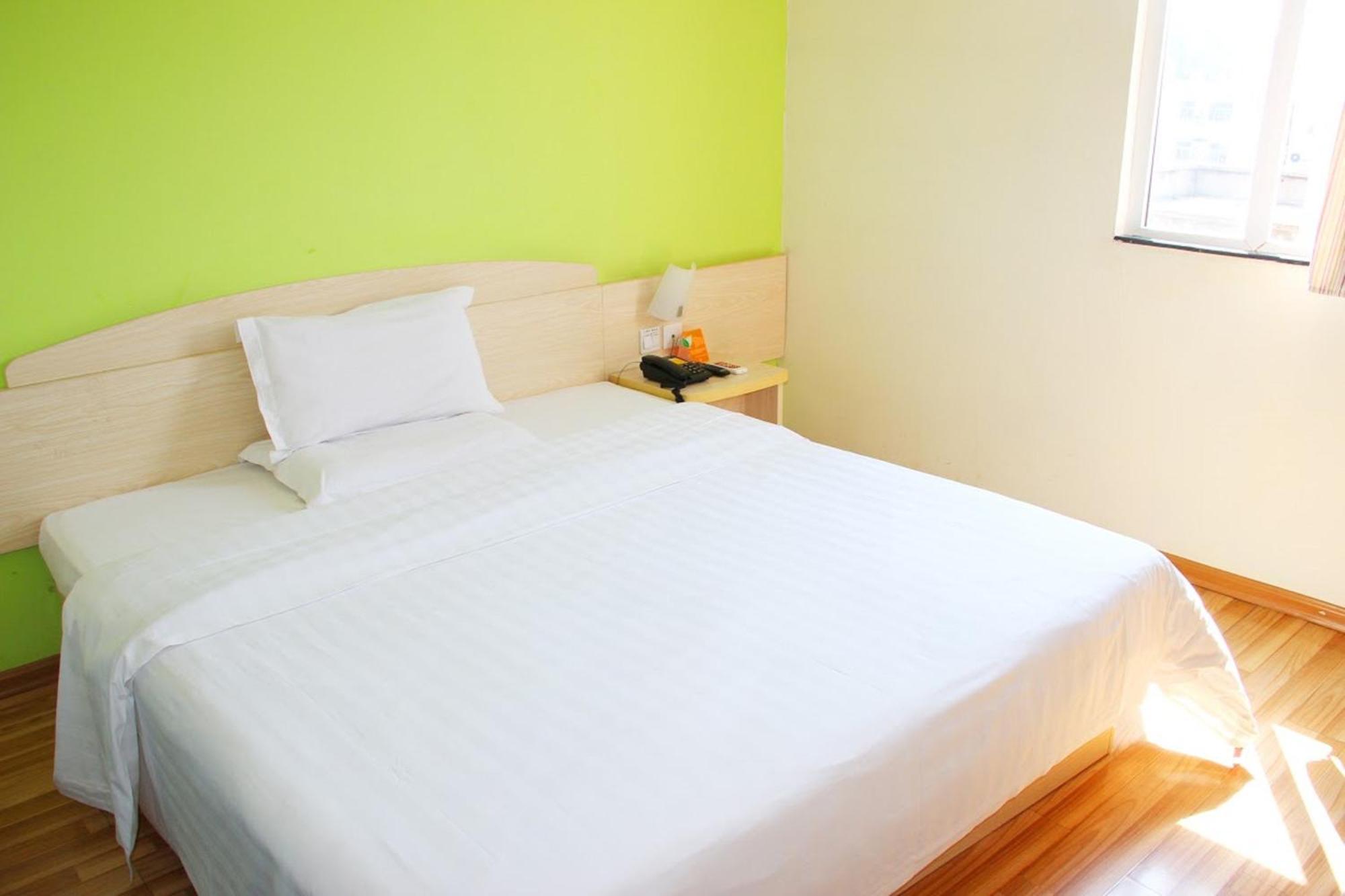 7Days Inn Haikou Hong Kong City Bagian luar foto