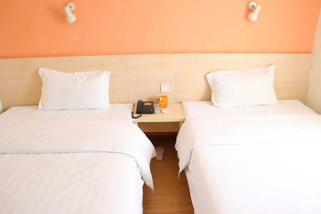7Days Inn Haikou Hong Kong City Bagian luar foto